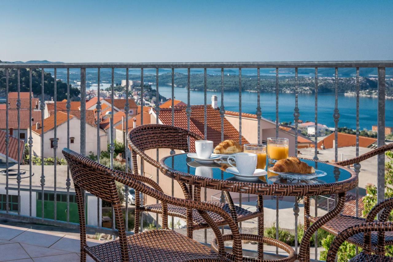 Apartment Anamarija With Sea View Sibenik Ngoại thất bức ảnh