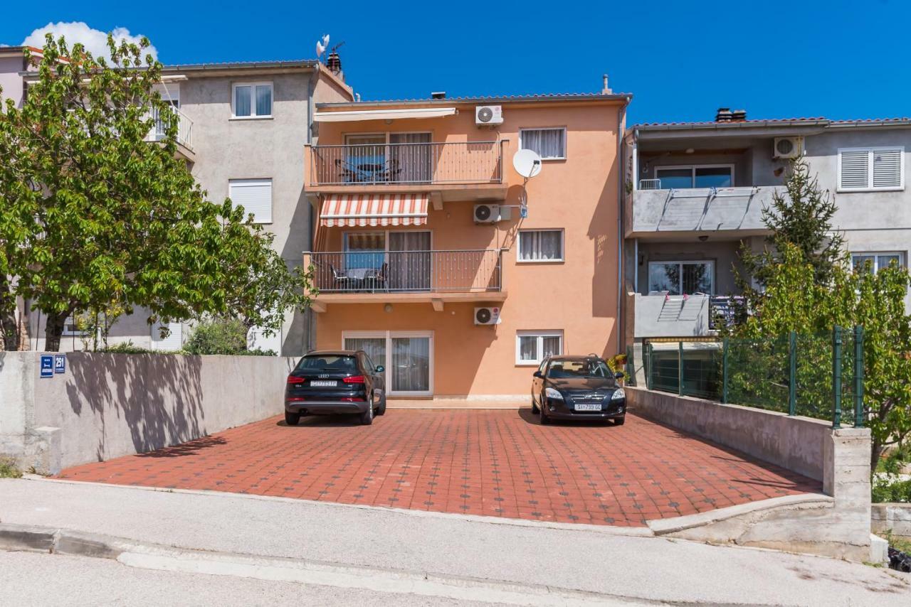 Apartment Anamarija With Sea View Sibenik Ngoại thất bức ảnh