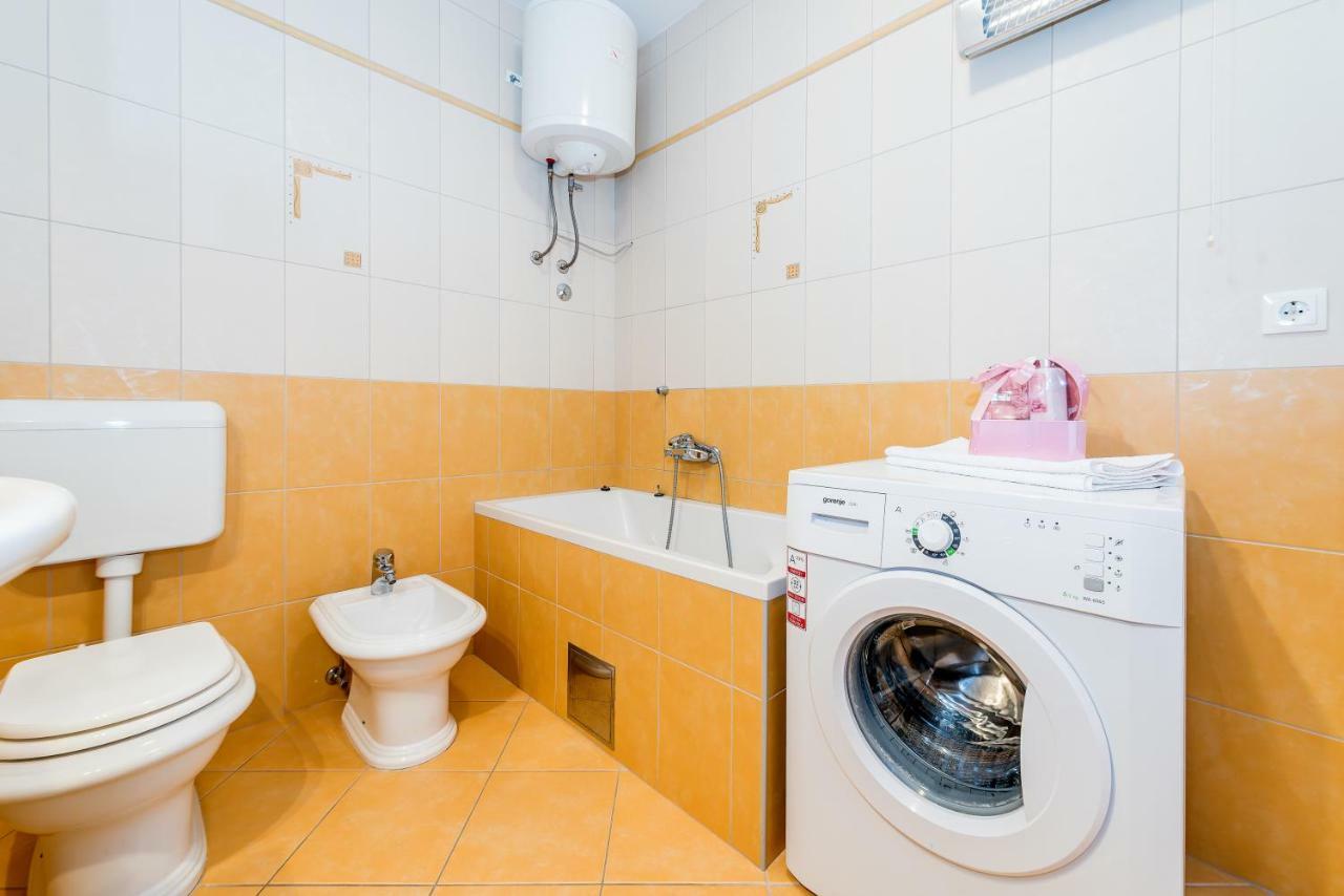 Apartment Anamarija With Sea View Sibenik Ngoại thất bức ảnh