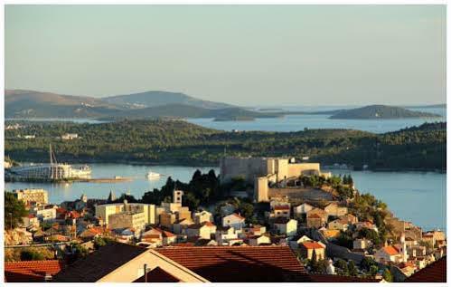 Apartment Anamarija With Sea View Sibenik Ngoại thất bức ảnh