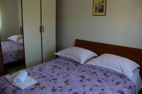 Apartment Anamarija With Sea View Sibenik Ngoại thất bức ảnh